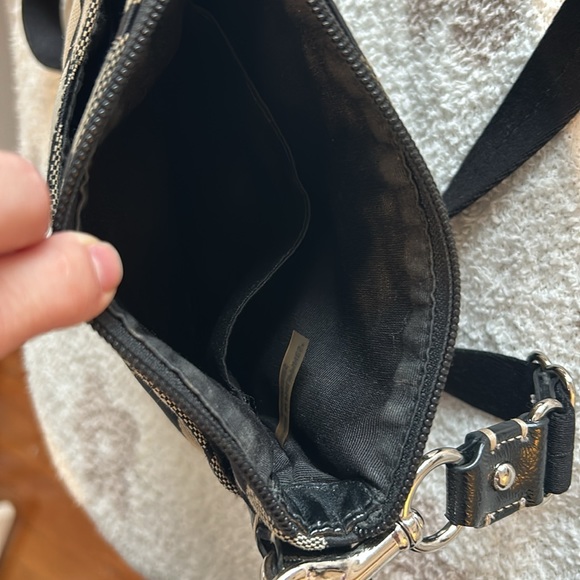 Black Coach crossbody  purse - Picture 3 of 5